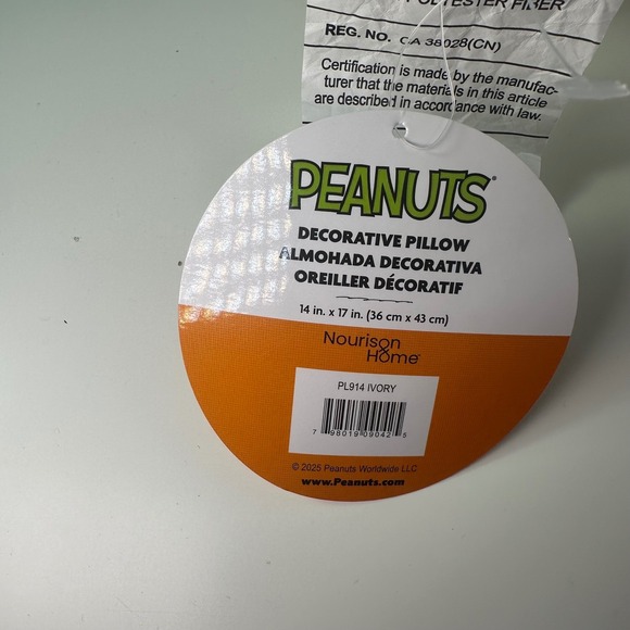 Peanuts Snoopy Dracula Vampire Pillow Halloween Decorative Plush New with Tags - Picture 7 of 11